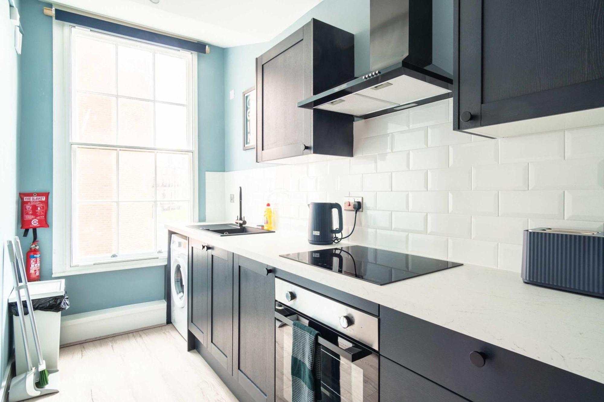 Fabulous 1 Bedroom In Apartment Liverpool